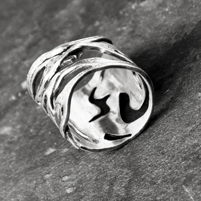 Beccy Dockree, Contemporary Jewellery - etched ring